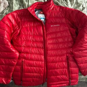 Columbia small women’s winter coat with Omniheat technology in red